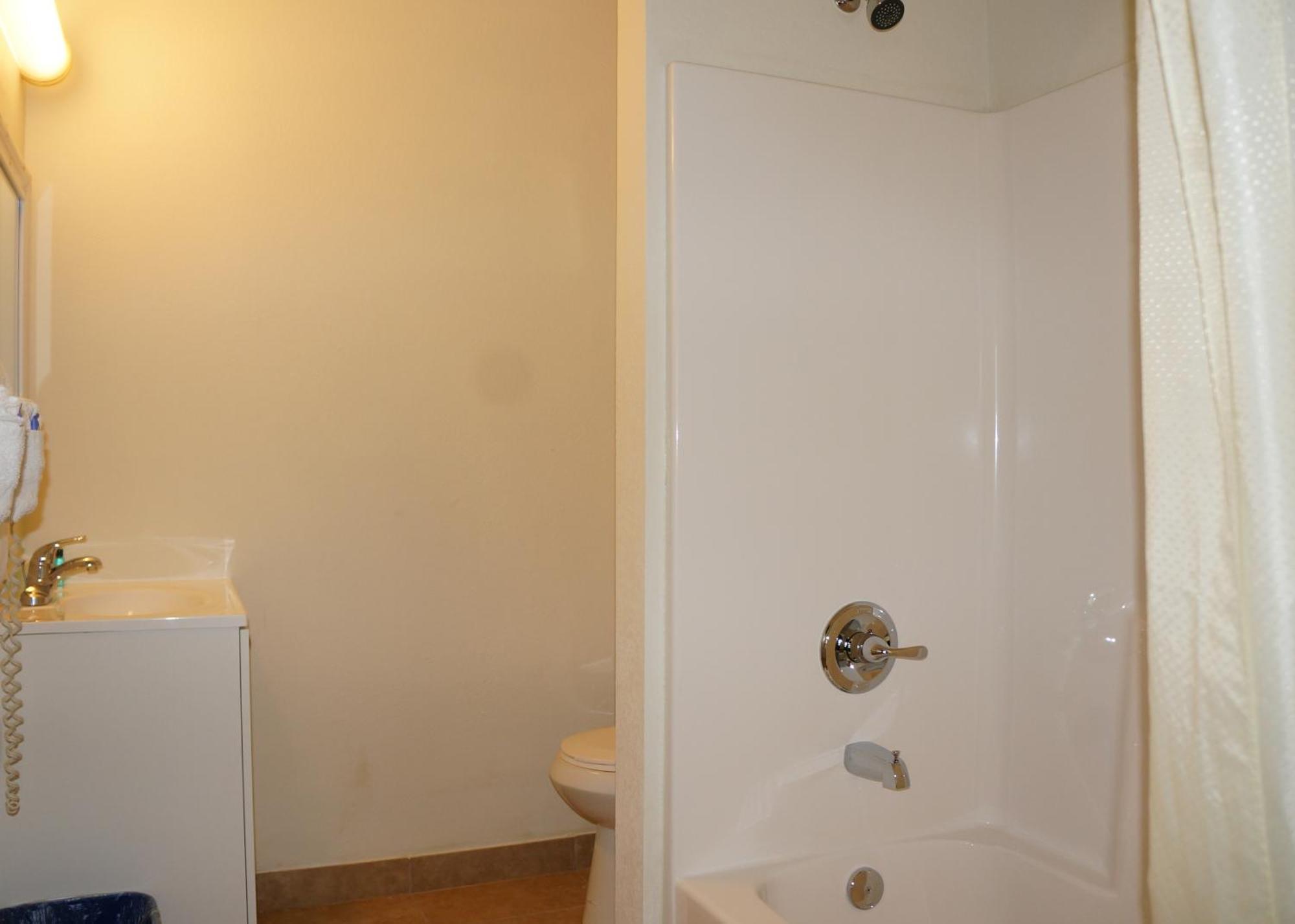 Lake Marina Inn Clearlake Oaks Rom bilde