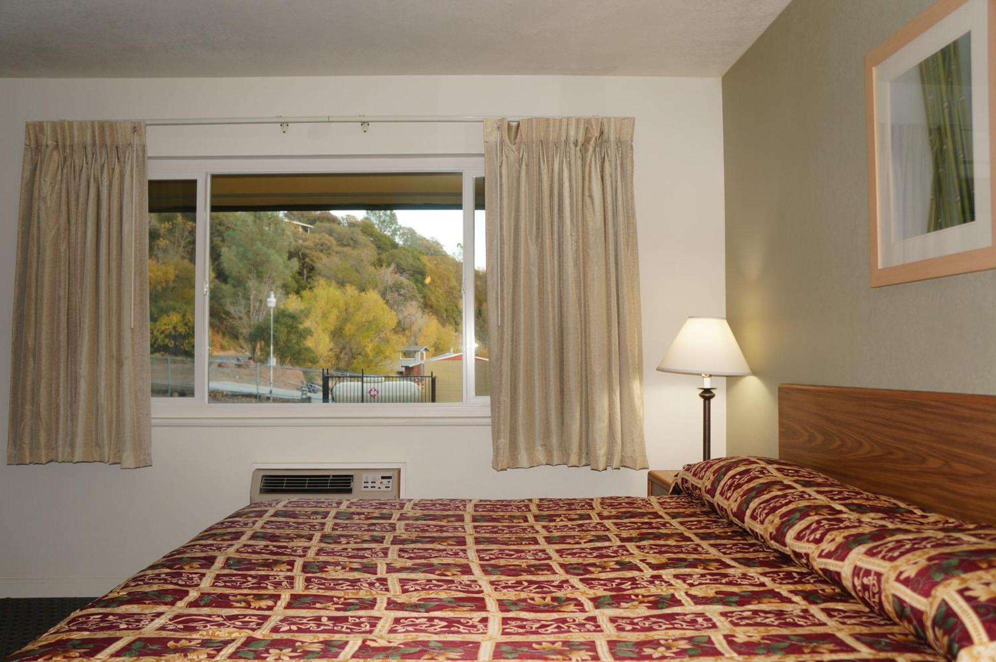 Lake Marina Inn Clearlake Oaks Rom bilde