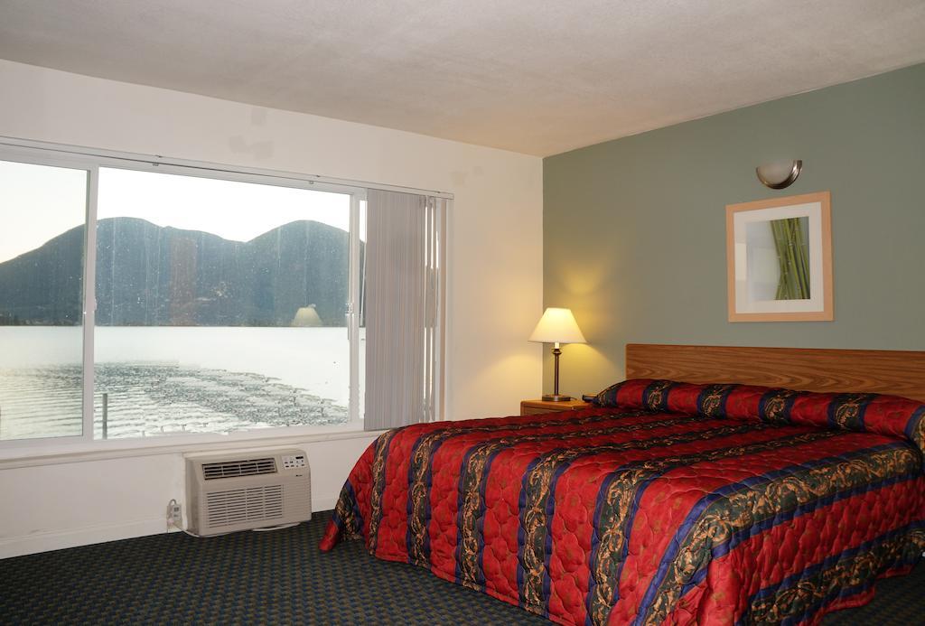 Lake Marina Inn Clearlake Oaks Rom bilde