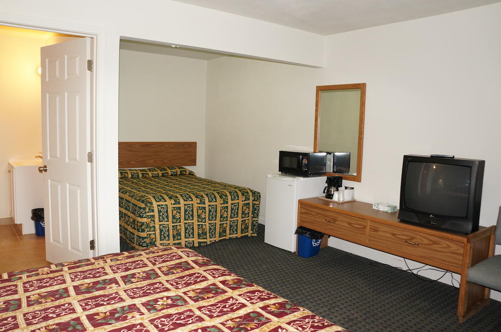 Lake Marina Inn Clearlake Oaks Rom bilde